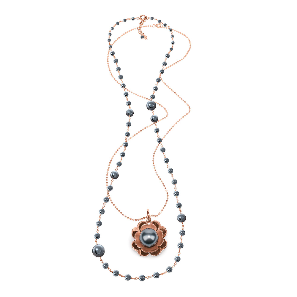 Image of  PEARL MUSE BLUE PEARL FLOWER NECKLACE