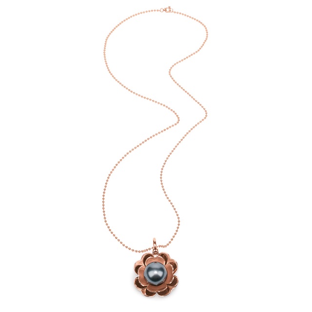 Image of  PEARL MUSE BLUE PEARL FLOWER NECKLACE