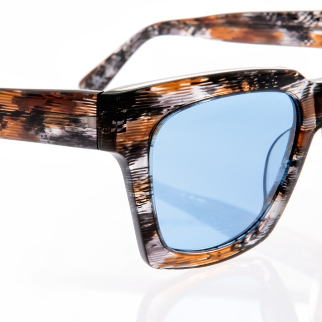 Image of  CLASSIC SQUARE SUNGLASSES